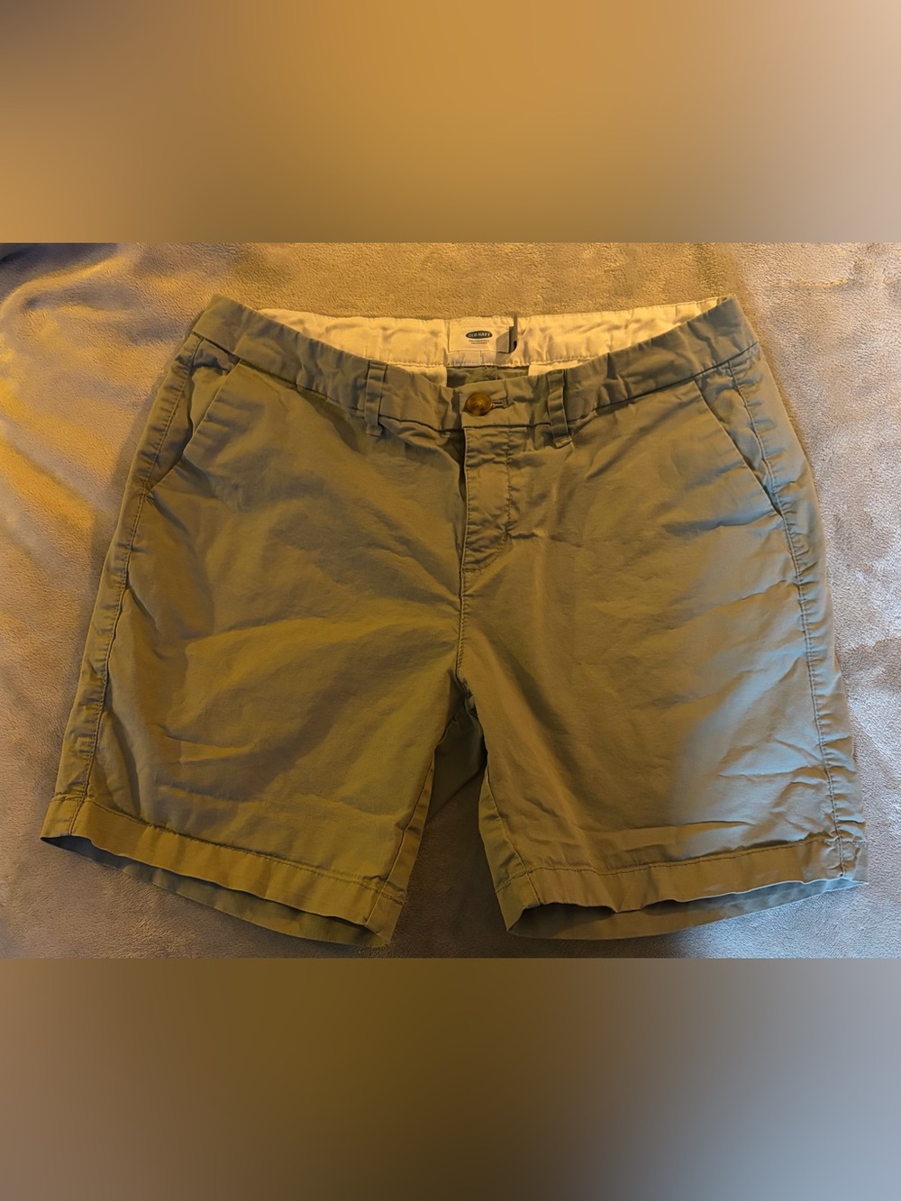 Old Navy Olive Green Women’s Chino Shorts